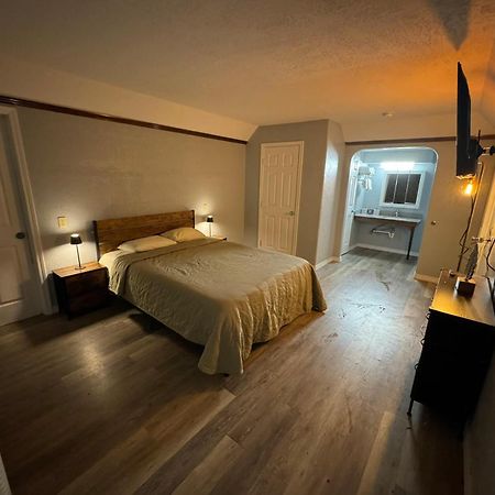Bo Hotel Canadian Courts Eksteriør bilde